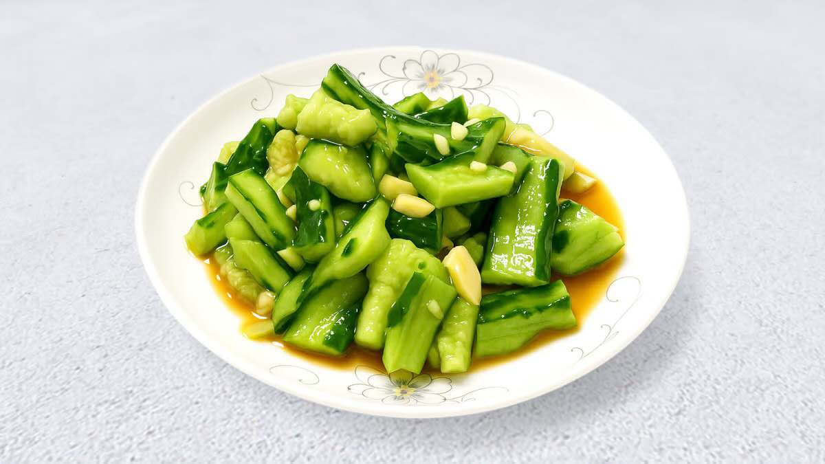 拍黄瓜 Concombre croquant et super vinaigrette à l'ai 