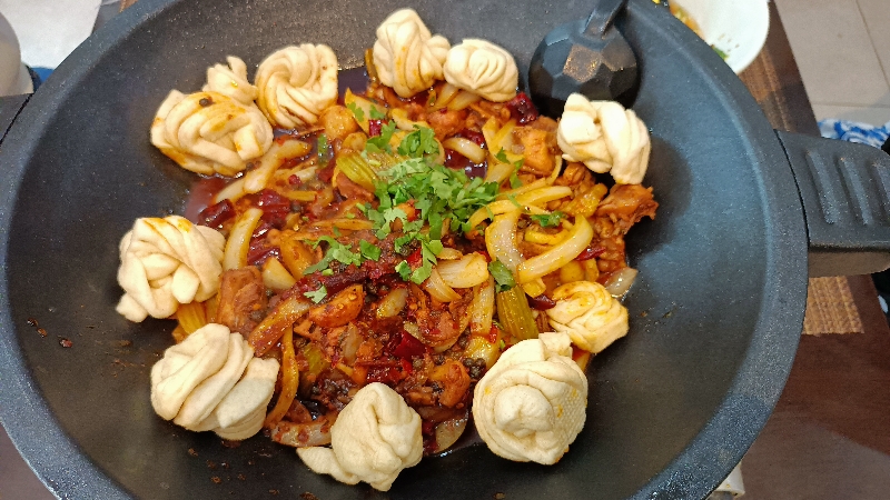 🌹裕禧土鸡焖花卷 🌶️双人份 ，可以加涮菜
