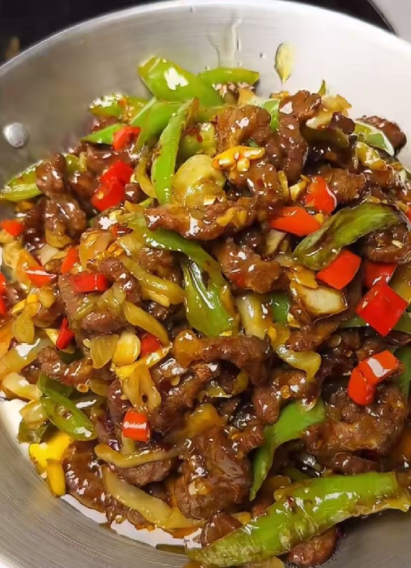 酸菜炒牛肉🌶️ Boeuf sauté aux légumes marinés 