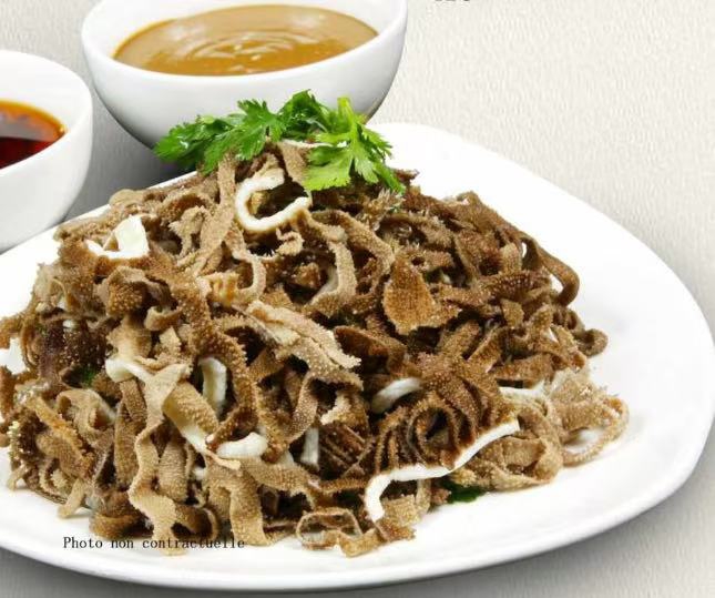 芝麻酱水爆肚 Tripe de boeuf noire, coriandre, sauce tahini