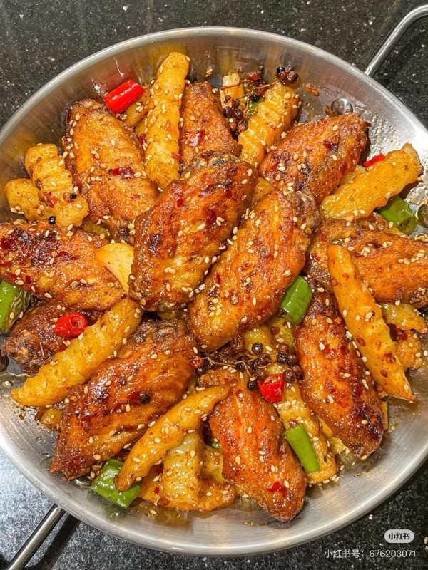 干锅鸡翅wok Ailes de poulet