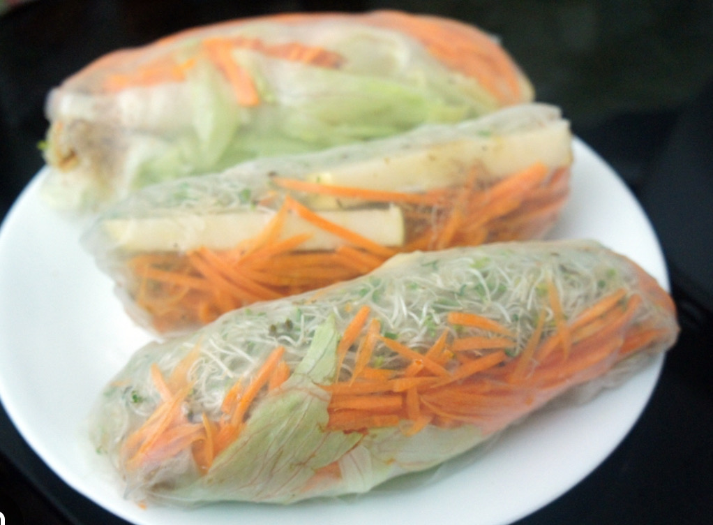 🇻🇳 Rouleaux de printemps tofu grillé 2 pièces 