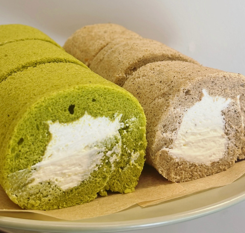 Chiffon cake roll du jour 