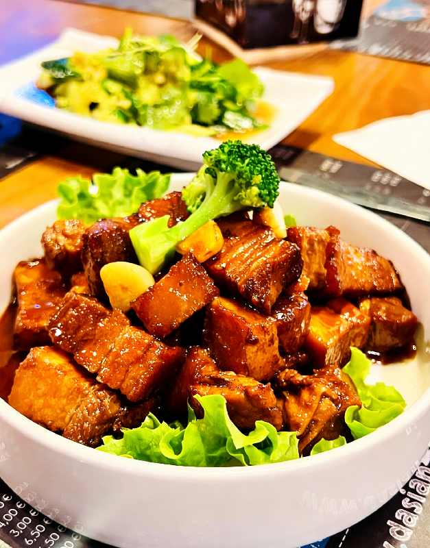 P6 Porc braisé en rouge à la façon Mao 红烧肉