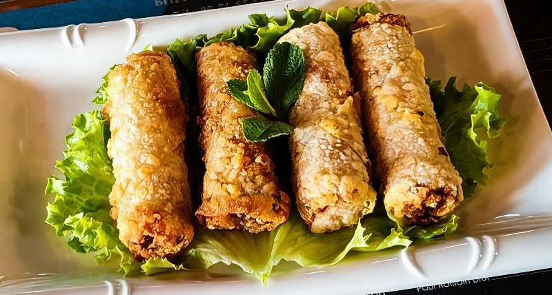 E2 Nem porc 猪肉春卷– 4 pièces