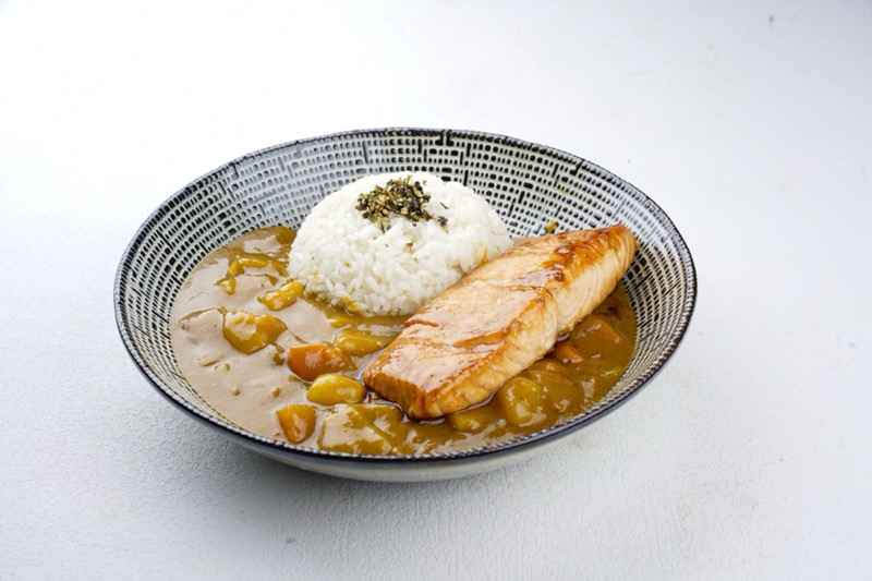 Y5 SHAKE KARE DONBURI