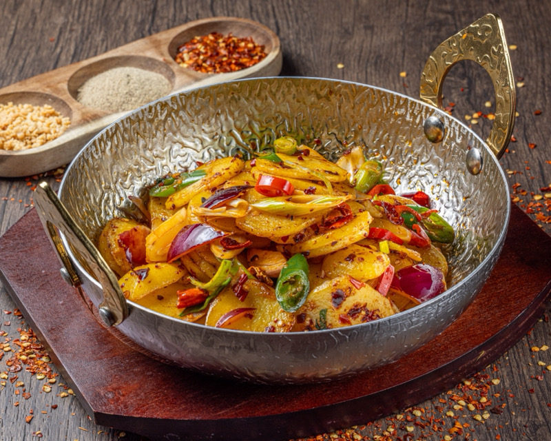 115. Pomme de terre au wok avec porc 干锅土豆