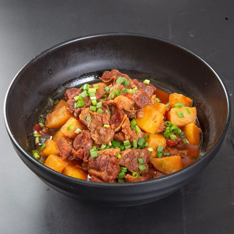 sp30 大酥牛肉 Bœuf aux pommes de terre cuit à l’étouffé