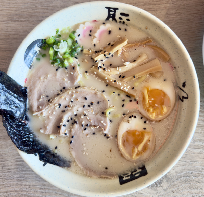 豚骨チャーシュー