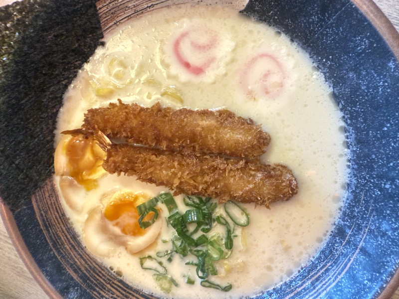 豚骨ラーメン海老天ぷら