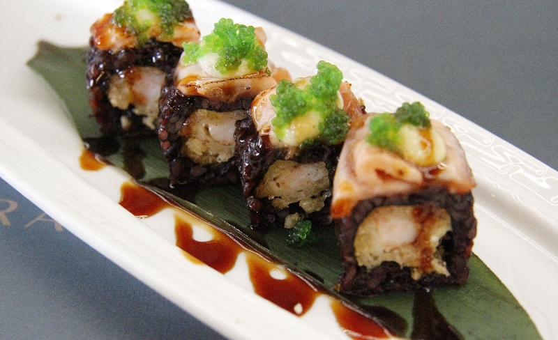 URA BLACK YOMA