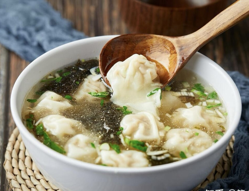 Soupe de raviolis crevettes 8pc