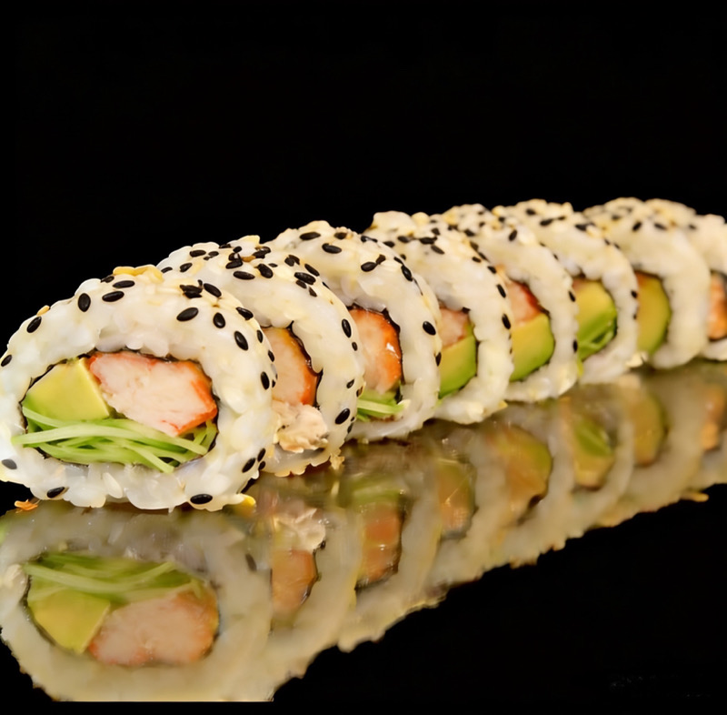 45. Vegetal surimi , pepino y aguacate (8PIEZAS)