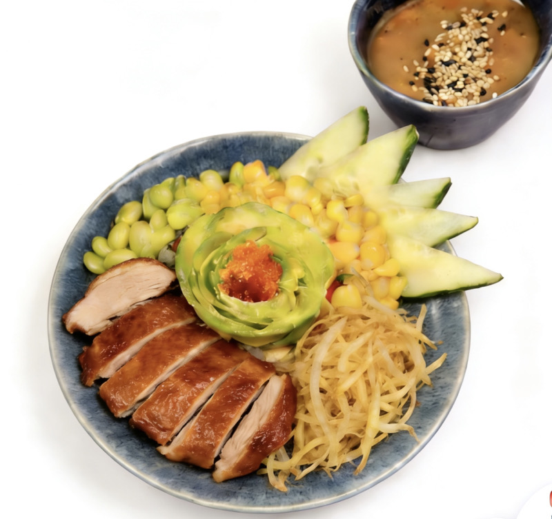 23E. Poke pato asado con pepino