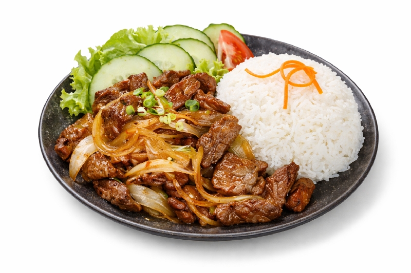 PC3 Boeuf sauté oignons (avec 1 riz)