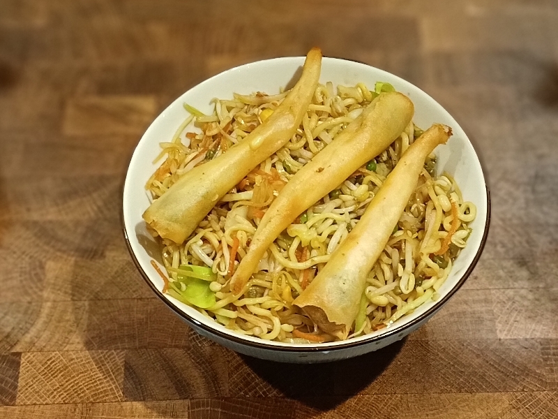 Yakisoba crevette tempuras légumes 