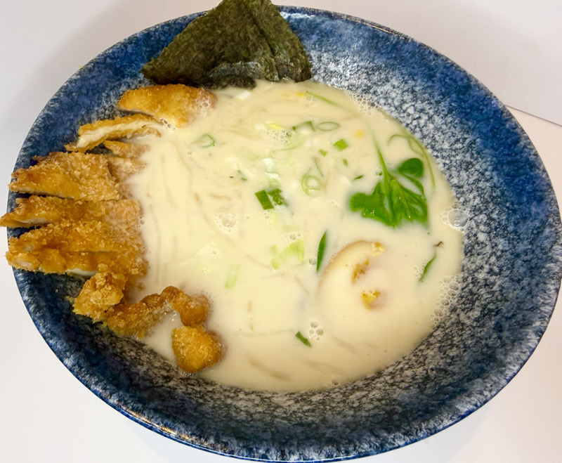 T2. Ramen Tonkotsu Poulet pané