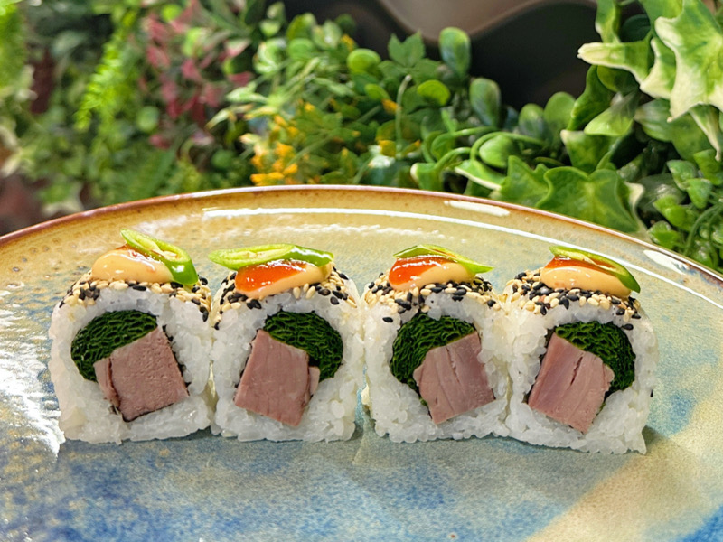 🆕U15.Uramaki Spicy Beef