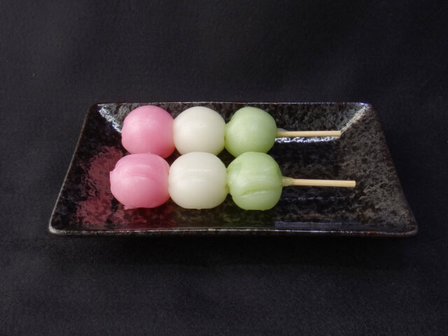 Dango tricolore ( 2 pcs)