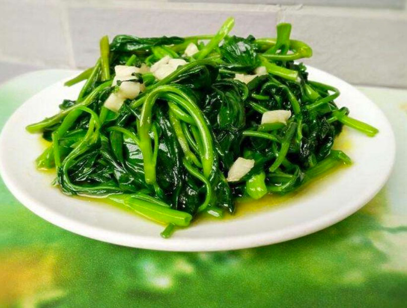 208.Liserons d’eau sautés à l’ail(sans gluten)蒜蓉空心菜