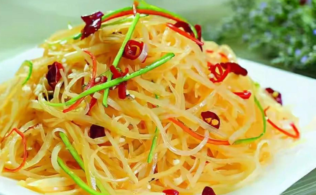 202.Pomme de terre émincées sauté piquantes et aigres(sans gluten )炝炒酸辣土豆丝