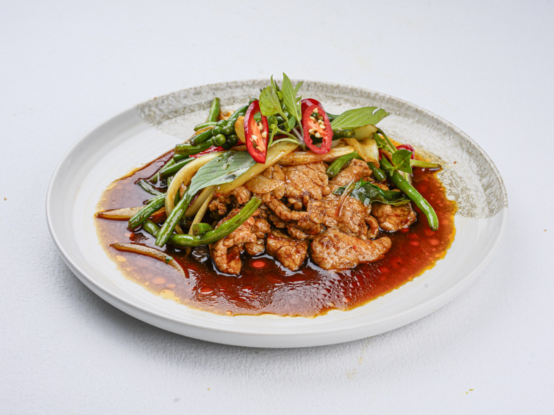 31. Boeuf sauté au basilic et au poivre vert🌶️