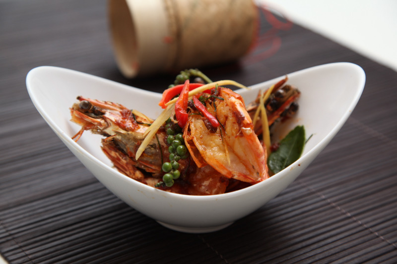 62. Gambas frites au basilic et au poivre vert🌶️