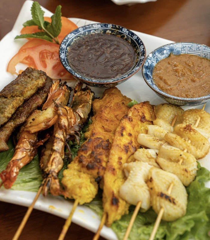 26. Assortiment de brochettes (8 pièces)