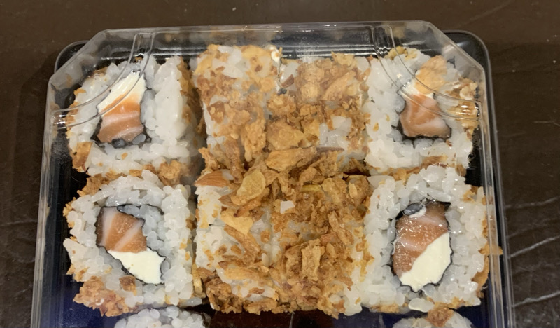 FC1 oignons frits roll cheese saumon x8