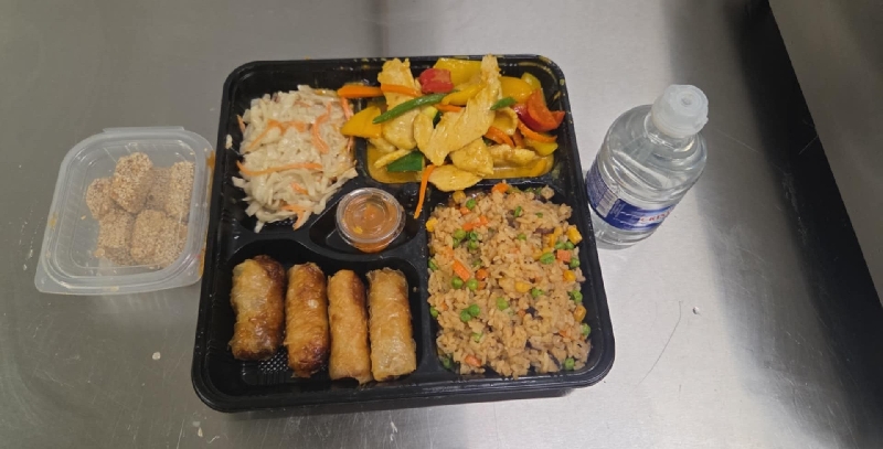 super combo poulet à la sauce thaïlandais